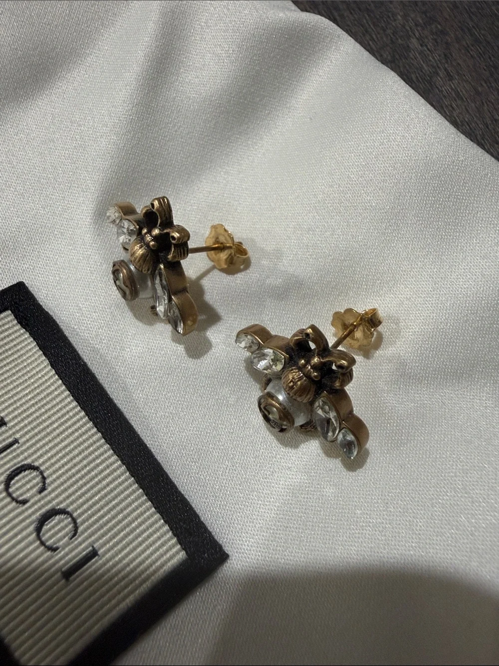 Gucci Gold Bee Crystal Stud Earrings - Picture 2 of 5